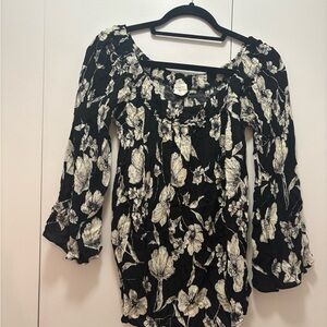 By Together Black and Cream Floral Blouse Off-the-Shoulder